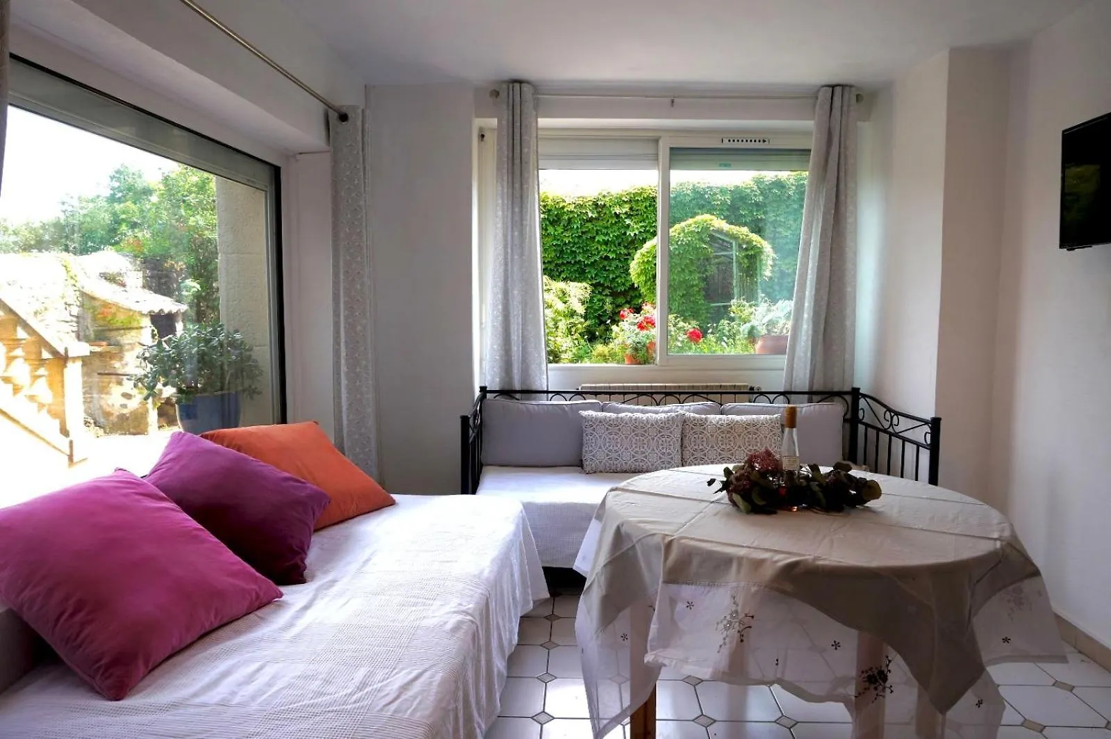 Les Citronniers Apartment Saint-Montan